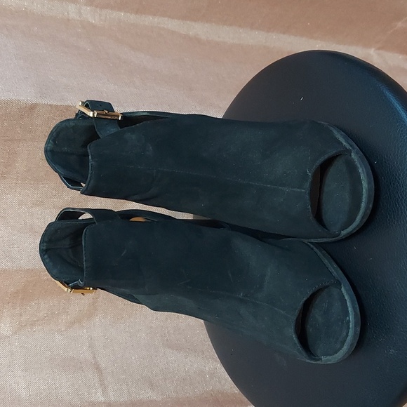 Open toe shoes - Picture 1 of 5